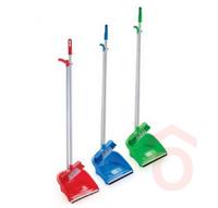 Szemeteslapát műanyag álló hosszú nyéllel+partvis 110cm